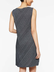 Bias Pattern Dress Color Black/White